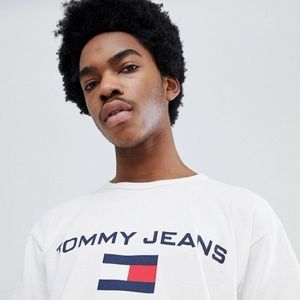 Tommy Hilfiger Jeans 90’s Capsule Logo Tee